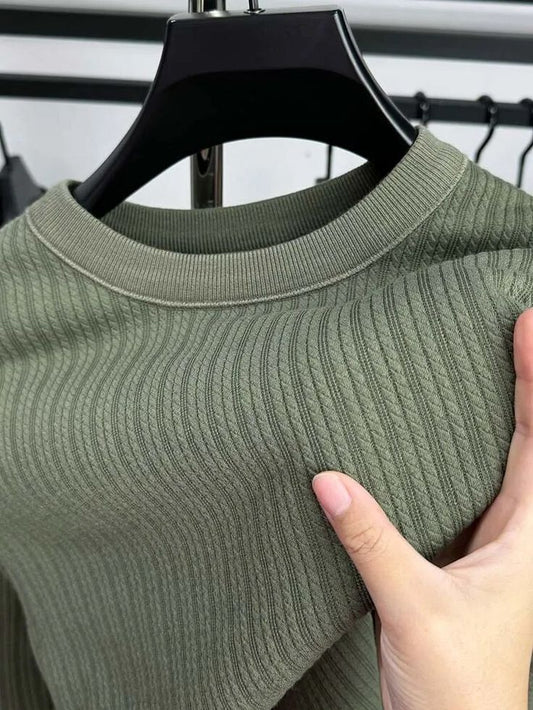 Refined Elegance: Men's Stylish and Fashionable Round Neck T-Shirts