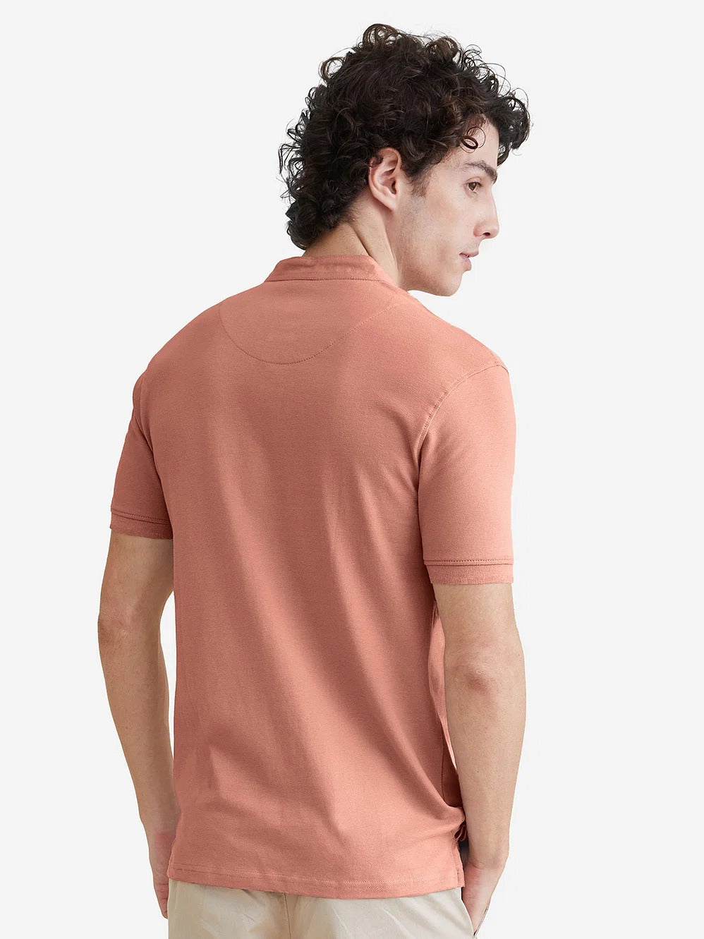 LooFoN Slim Fit Men's Mandarin collar Desert Rose T-Shirt